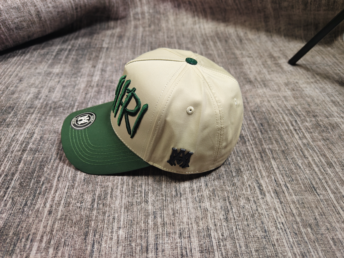 TWO TONE TRUCKER HAT