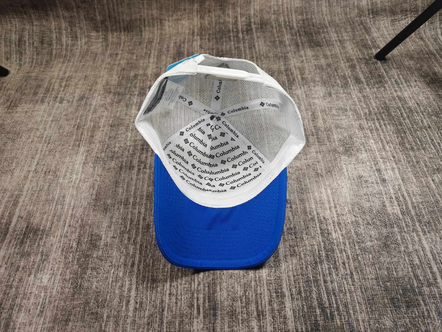 High-frequency Three-dimensional Mesh Cap